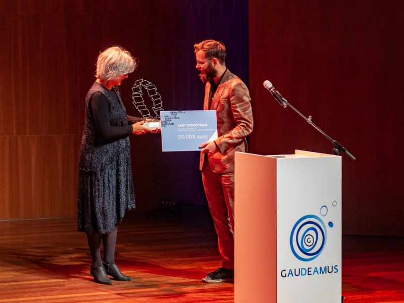 Aart Strootman neemt de Matthijs Vermeulenprijs 2019 in ontvangst